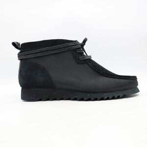 Clarks  Wallabee FTRE  Black Suede Chukka Men's Size 11 M Boots